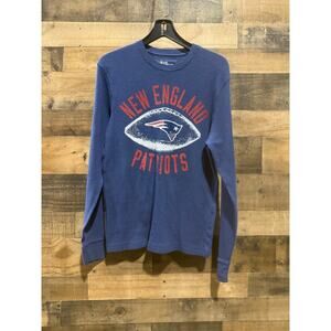 Official New England Patriots Lg Sleeve T-Shirt-Distressed Football–M
